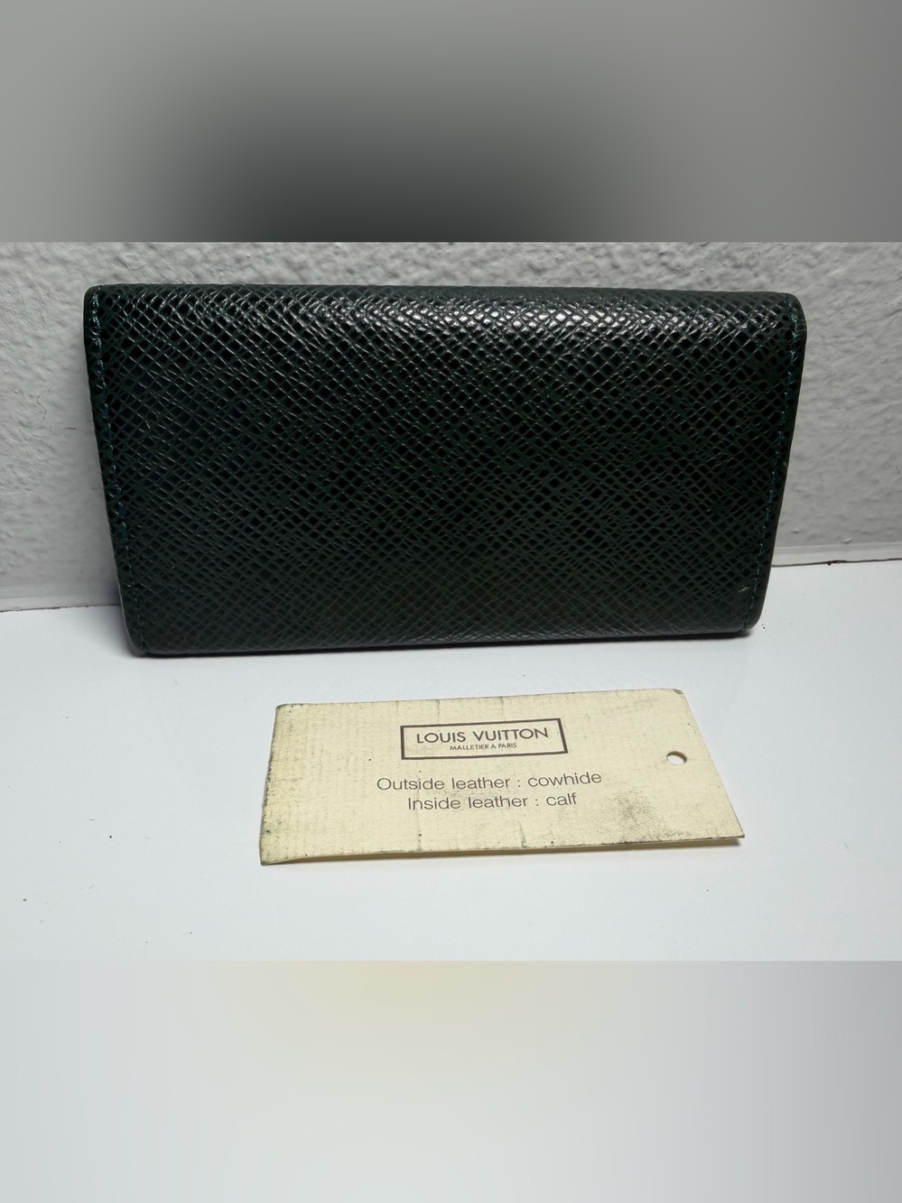 Louis Vuitton Green Taiga Leather Key Cles